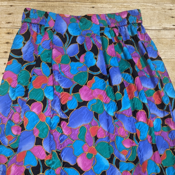 Vintage Silk Skirt - Picture 9 of 10